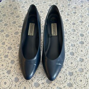 Fireworks Woman Shoe Size 10